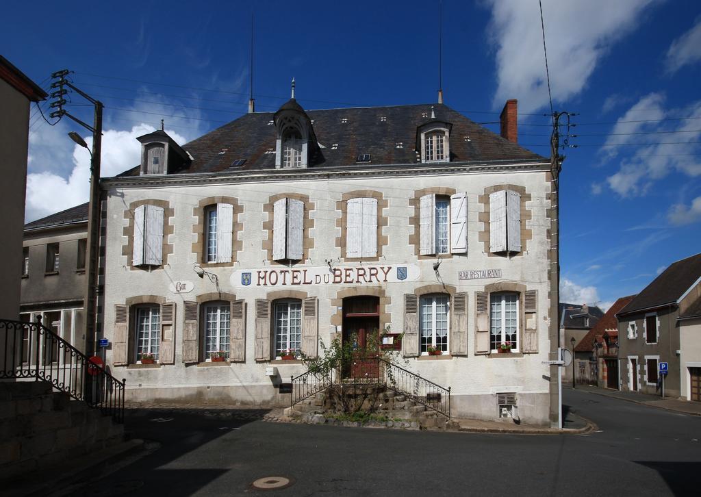 Hotel Du Berry Aigurande Екстер'єр фото